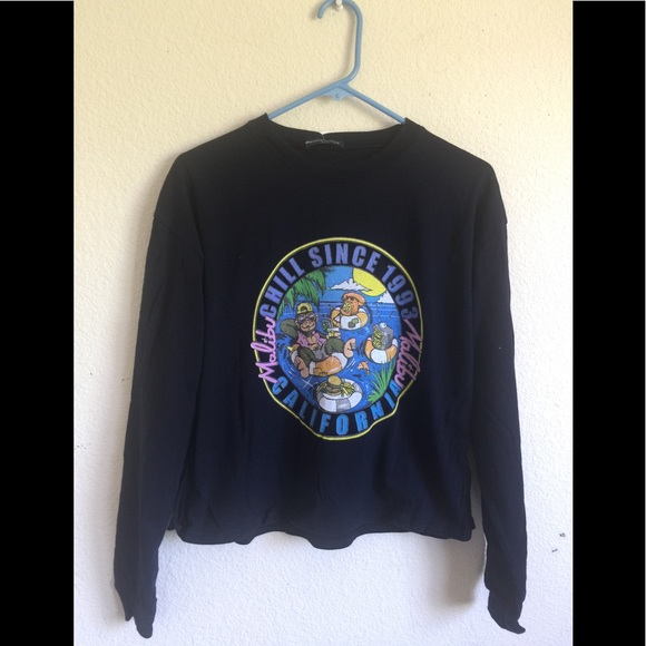 Brandy Melville camila chill since CA Malibu Top - Picture 2 of 3